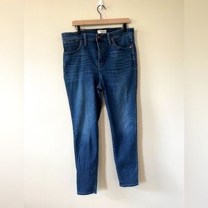 Madewell skinny jeans with 10” rise in size 32